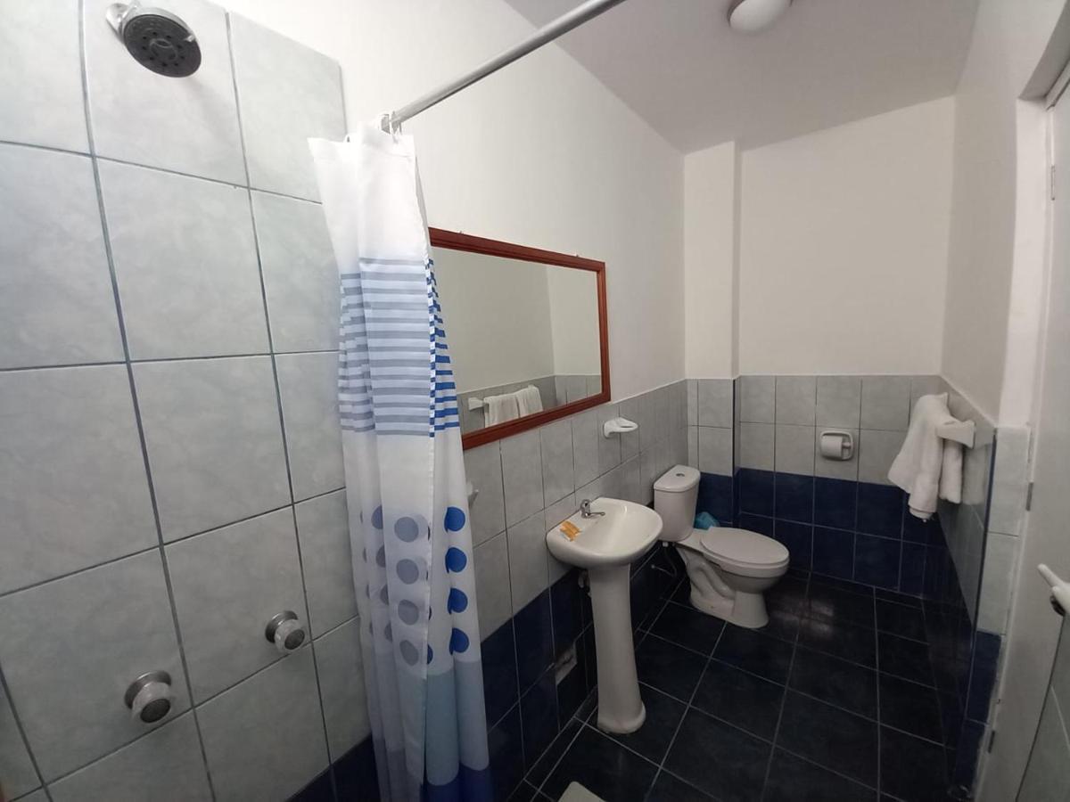 Hostal Los Frayles Паракас Экстерьер фото